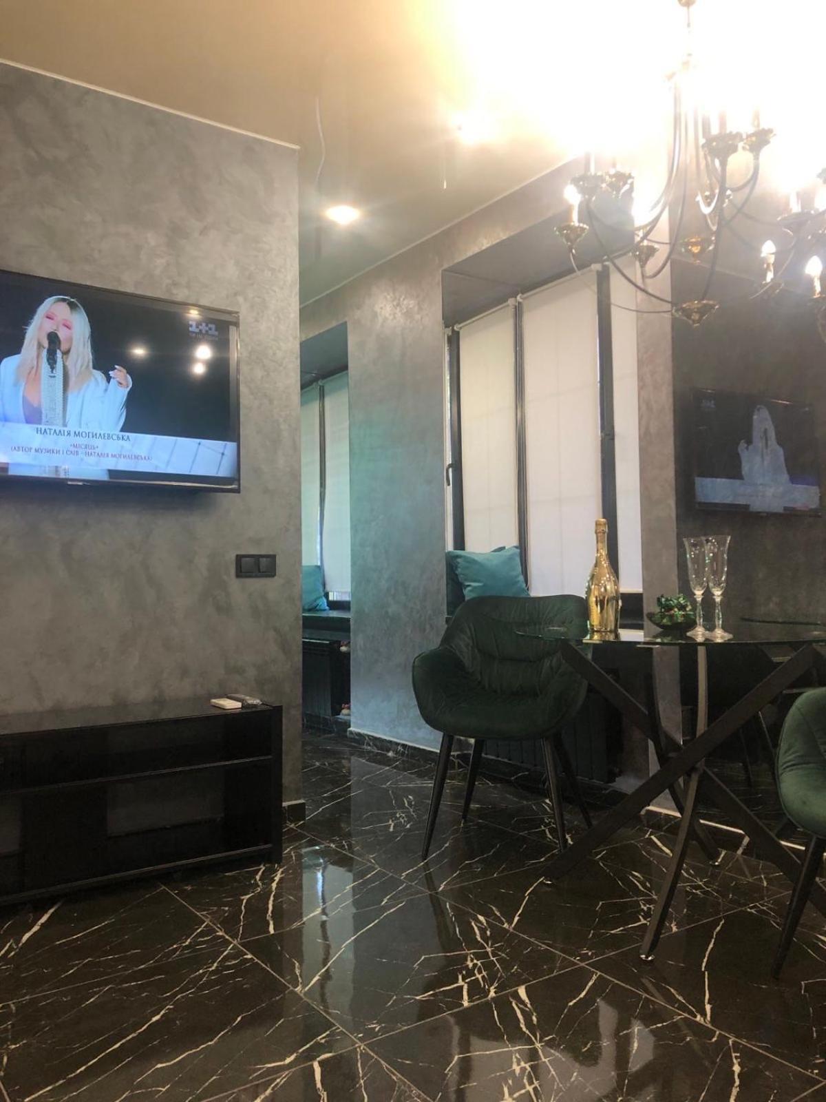 Luxury Design Apartments In The Center Of Kiev Extérieur photo