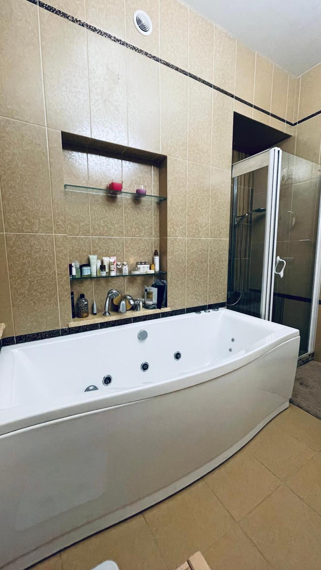 Luxury Design Apartments In The Center Of Kiev Extérieur photo
